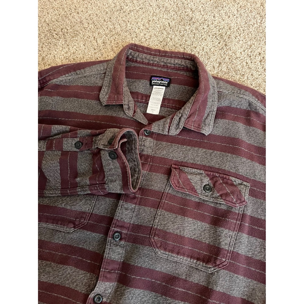 Patagonia Mens Flannel Shirt XL Burgundy Red Gray Striped Long Sleeve Organic